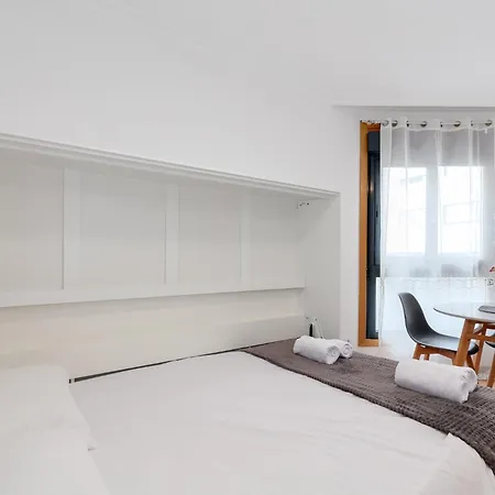 Estilo En Calle Brasil By Cabana Rentals Vigo Exterior photo